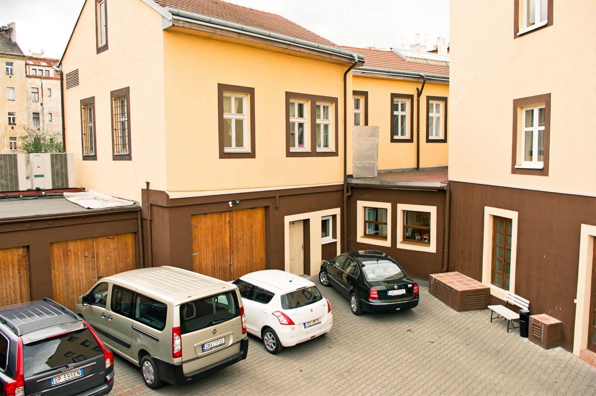 Hotel Nabucco Prague Ngoại thất bức ảnh